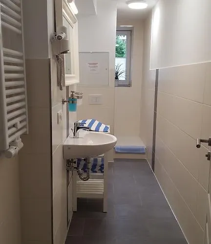 招待所 费舍尔昂旅馆 4*